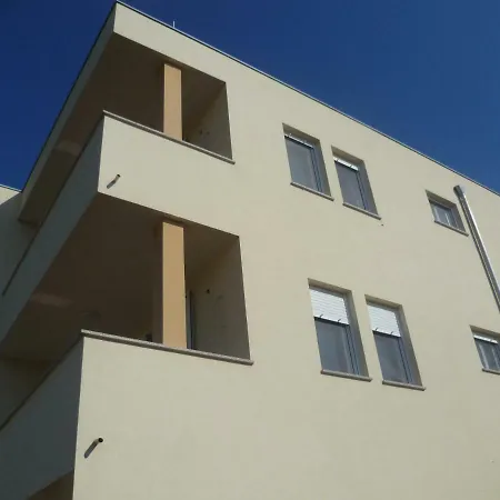 Luka * Privlaka (Zadar)